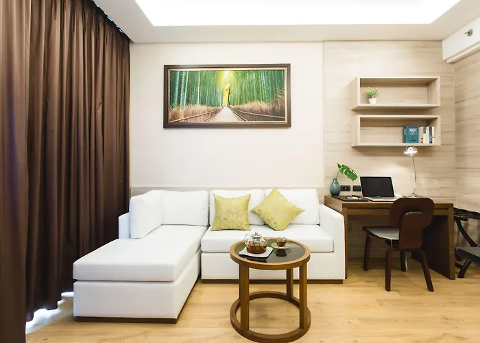 Hotel Adelphi Forty-nine 4*