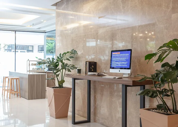 Hotel Adelphi Forty-nine